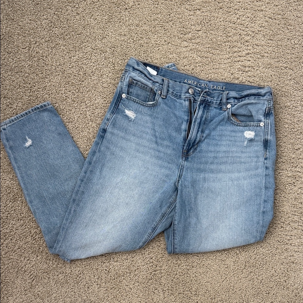 American Eagle Mom Jeans